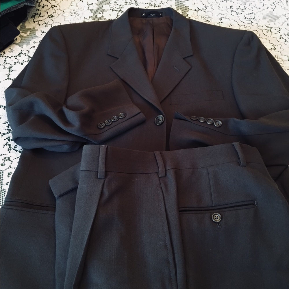 Kenneth Cole L men or medium